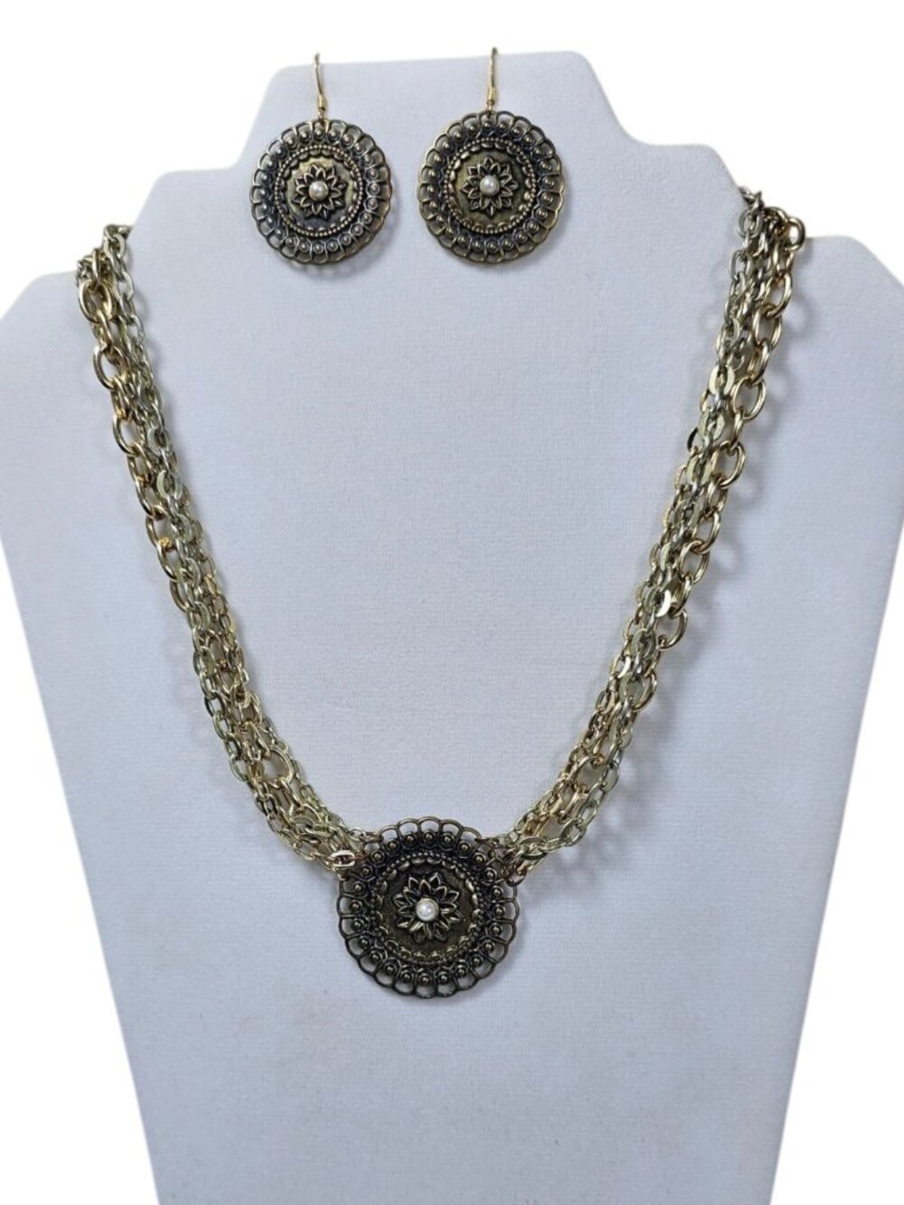 Vintage Style Gold-Tone Necklace & Earrings Set Round Medallion Design with... - Picture 2 of 7